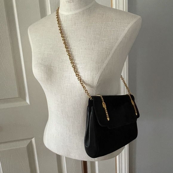 Authentic Vintage Gucci Gold Chain bag - Picture 14 of 15